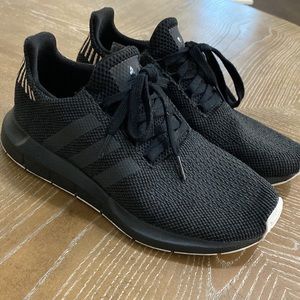 Adidas swift run shoes